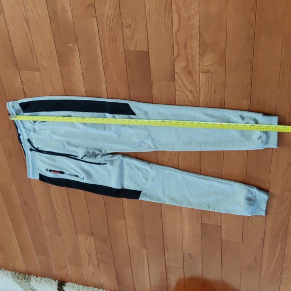 DKNY Men's matching set - Picture 9 of 10